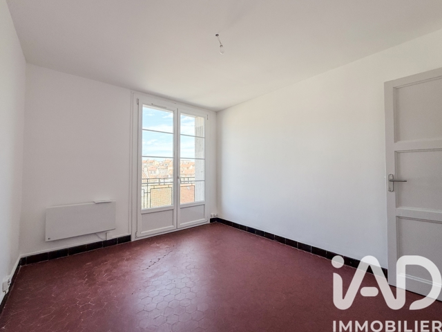 Vente  Appartement F3  de 54 m² à Toulon 127 500 euros Réf: SFN-1970888