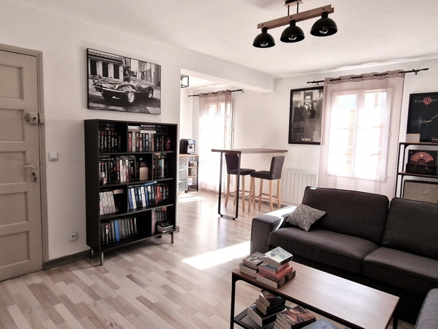 Vente  Appartement T2  de 55 m² au Beausset 249 000 euros Réf: SFN-1974317