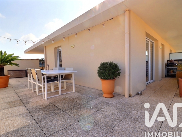 Vente  Appartement F3  de 57 m² à Six-Fours 490 000 euros Réf: SFN-1974213