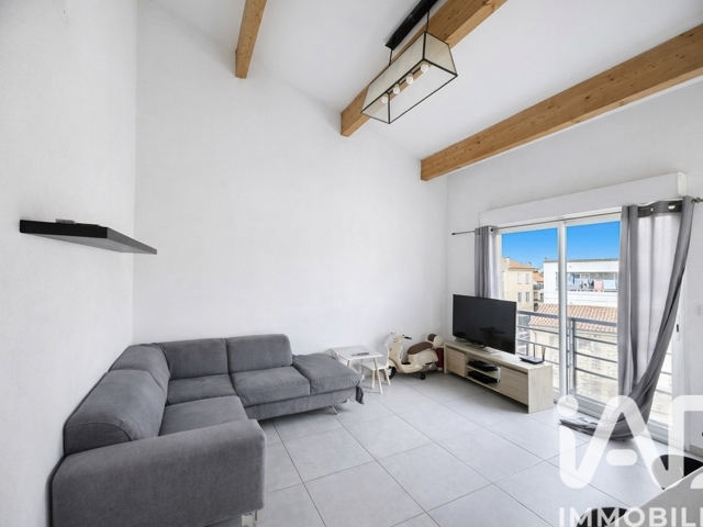 Vente  Appartement T2  de 47 m² à Toulon 153 000 euros Réf: SFN-1973047