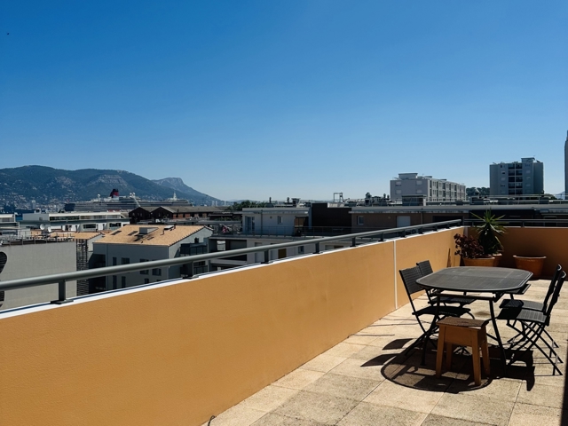 Vente  Appartement F3  de 72 m² à La Seyne 330 000 euros Réf: SFN-1975392