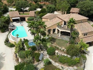 Vente  Maison de 460 m² à Bormes les Mimosas 2 500 000 euros Réf: SFN-1800574