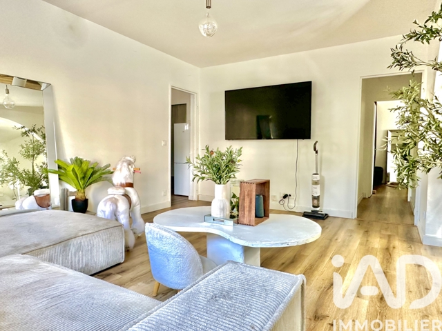 Vente  Appartement F3  de 74 m² à La Valette du Var 210 000 euros Réf: SFN-1975069
