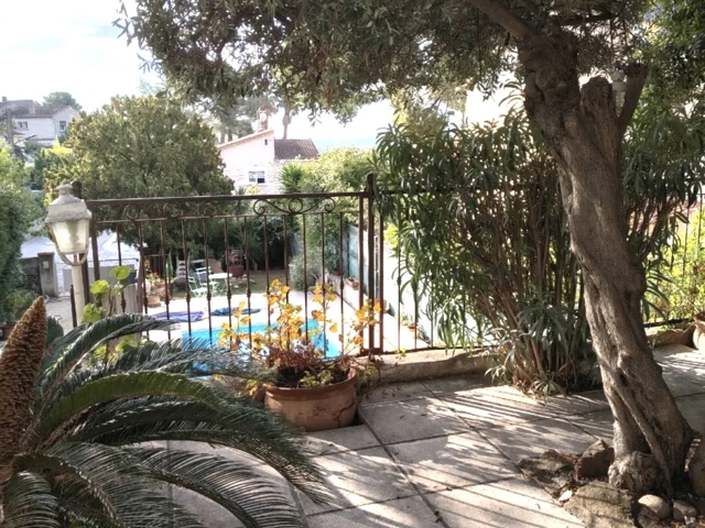 Vente  Maison de 140 m² à La Garde 700 000 euros Réf: SFN-1974610