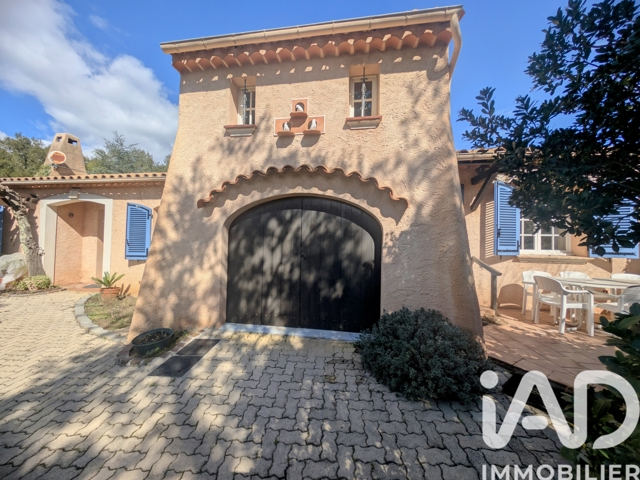 Vente  Maison de 170 m² à La Môle 760 000 euros Réf: SFN-1968494