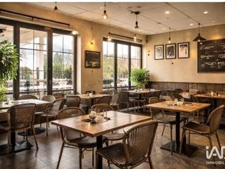 Vente  Local commercial de 147 m² à Saint Raphaël 192 000 euros