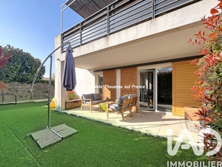 Vente  Appartement T3  de 63 m² à Hyères 299 000 euros