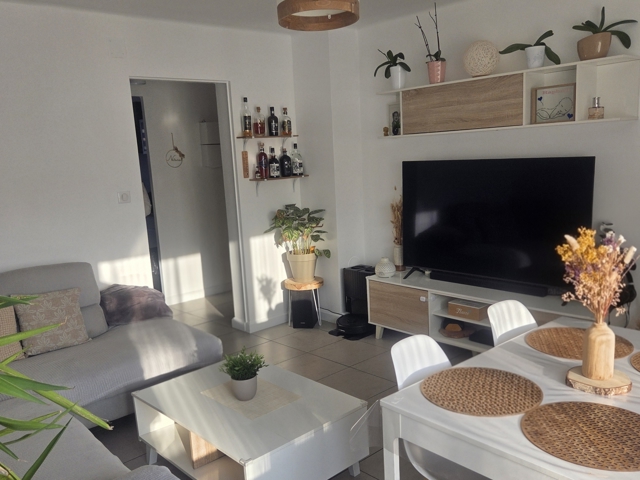 Vente  Appartement T3  de 57 m² à La Valette du Var 220 000 euros Réf: SFN-1976770