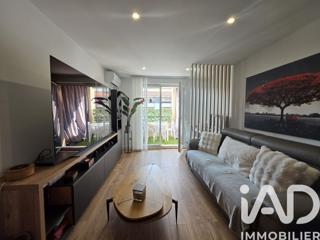 Vente  Appartement F2  de 43 m² à Roquebrune sur Argens 205 000 euros Réf: SFN-1977565