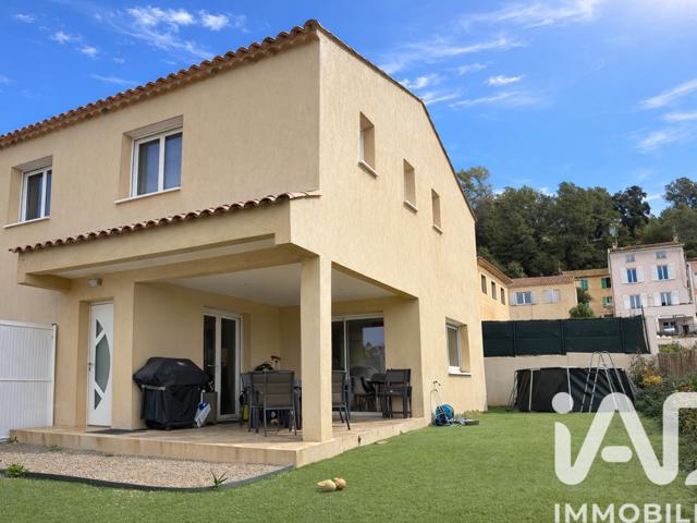 Vente  Maison de 115 m² à La Motte 399 000 euros Réf: SFN-1977117