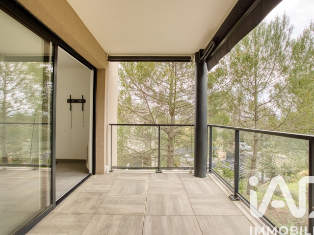 Vente  Appartement F2  de 46 m² à Saint Raphaël 335 000 euros Réf: SFN-1978210