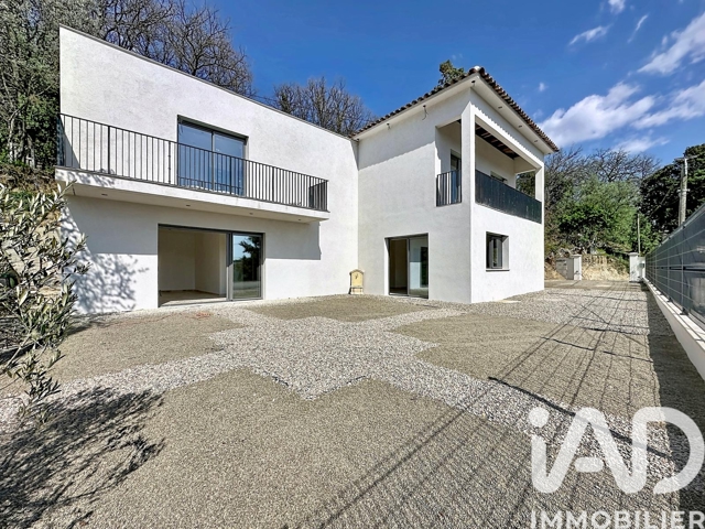 Vente  Maison de 149 m² à Bargemon 460 000 euros Réf: SFN-1973807