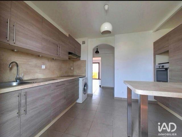 Vente  Appartement T4  de 81 m² à La Garde 264 000 euros Réf: SFN-1979405