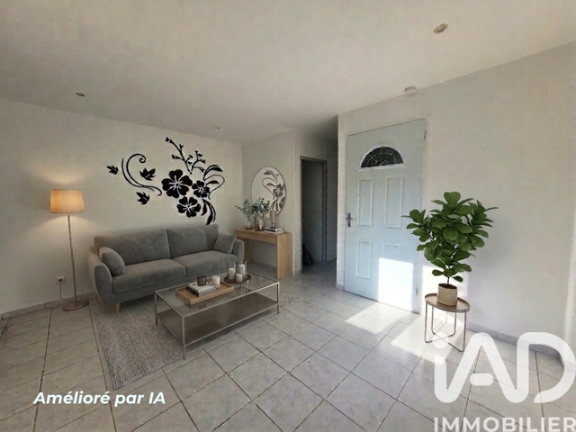 Vente  Appartement T3  de 47 m² à Saint Maximin la Sainte Baume 145 000 euros Réf: SFN-1905275