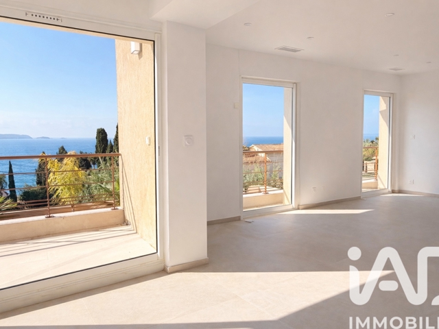 Vente  Maison de 145 m² à Carqueiranne 770 000 euros Réf: SFN-1867742