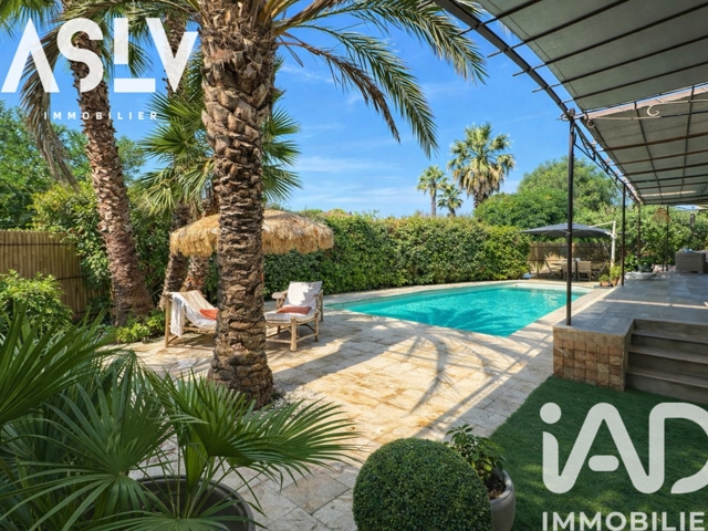 Vente  Maison de 200 m² à Six-Fours 1 080 000 euros Réf: SFN-1983663