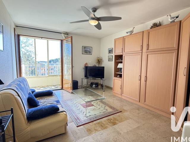 Vente  Studio de 37 m² à Sanary 185 000 euros Réf: SFN-1982874