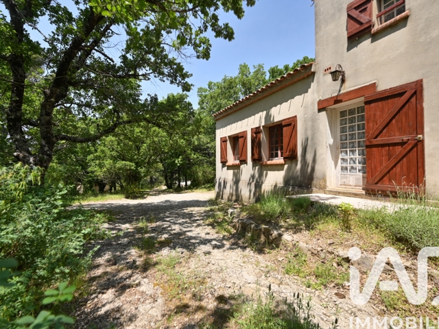 Vente  Maison de 170 m² à Plan d'Aups Sainte Baume 375 000 euros Réf: SFN-1986336