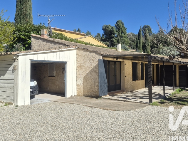 Vente  Maison de 55 m² à Aups 265 000 euros Réf: SFN-1985306