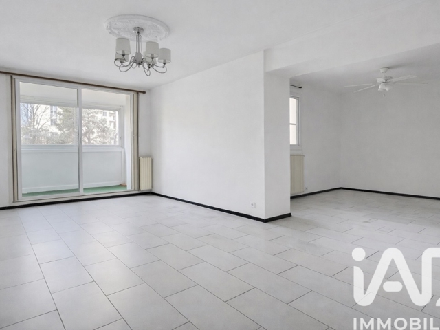 Vente  Appartement F5  de 92 m² à Toulon 250 000 euros Réf: SFN-1934587
