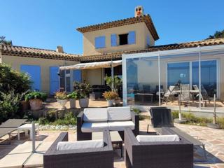 Vente  Maison de 160 m² à Sainte Maxime 2 100 000 euros Réf: SFN-1985435