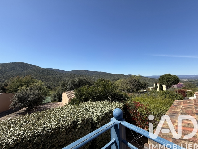 Vente  Maison de 91 m² à Roquebrune sur Argens 468 750 euros Réf: SFN-1919781