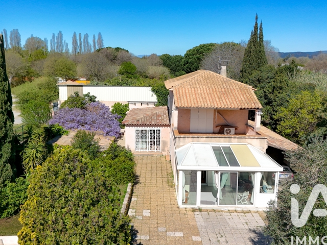 Vente  Maison de 156 m² à Fréjus 570 000 euros Réf: SFN-1984904