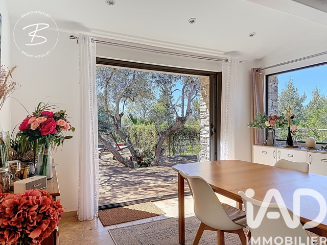 Vente  Maison de 226 m² à Toulon 745 000 euros Réf: SFN-1983637