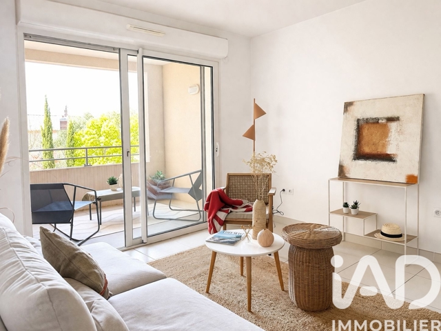Vente  Appartement F2  de 37 m² à Six-Fours 220 000 euros Réf: SFN-1917238