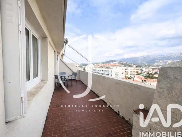 Vente  Appartement T5  de 70 m² à Toulon 165 000 euros Réf: SFN-1989551