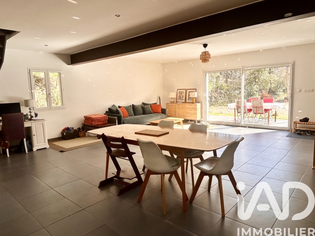 Vente  Maison de 115 m² à Saint Maximin la Sainte Baume 405 000 euros Réf: SFN-1992429