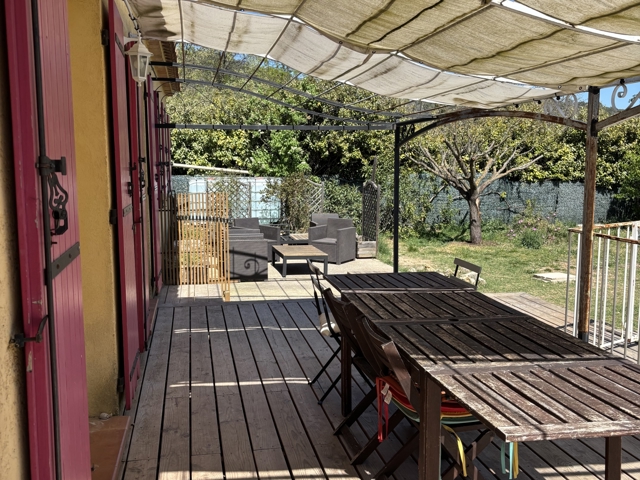 Vente  Maison de 94 m² à Besse sur Issole 399 000 euros Réf: SFN-1994488