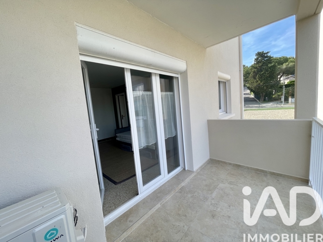 Vente  Appartement T2  de 33 m² à Hyères 190 000 euros Réf: SFN-1925798