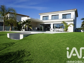 Vente  Maison de 195 m² à Puget sur Argens 1 150 000 euros