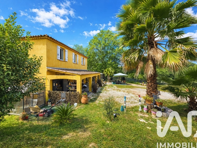 Vente  Maison de 158 m² à Fréjus 675 000 euros Réf: SFN-1869930