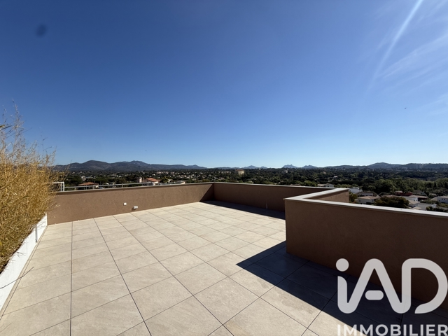 Vente  Appartement F4  de 82 m² à Fréjus 519 000 euros Réf: SFN-1964602