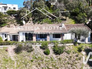 Vente  Maison de 120 m² à Fréjus 782 500 euros