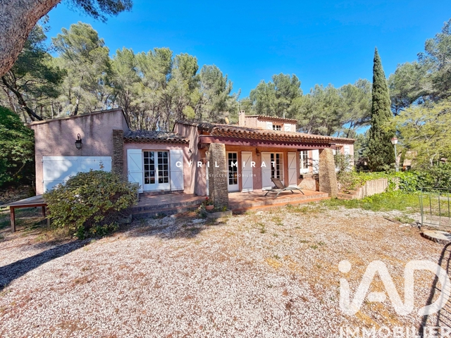 Vente  Maison de 140 m² à Sanary 530 000 euros Réf: SFN-1990202