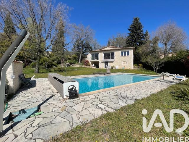 Vente  Maison de 176 m² à Callian 680 000 euros Réf: SFN-1990275