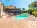 Vente  Maison de 134 m² à Roquebrune sur Argens 549 000 euros