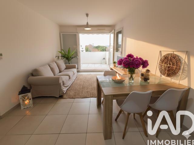 Vente  Appartement F3  de 54 m² au Lavandou 296 000 euros Réf: SFN-1998650