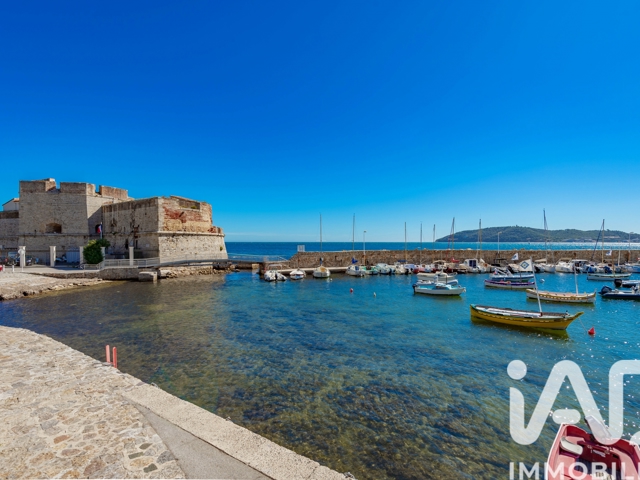 Vente  Studio de 17 m² à Toulon 107 000 euros Réf: SFN-2001929