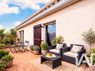 Vente  Appartement F4  de 80 m² à Sanary 365 000 euros Réf: SFN-1917643