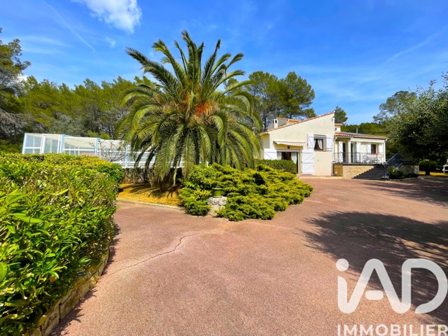 Vente  Maison de 192 m² à Draguignan 680 000 euros Réf: SFN-1999787