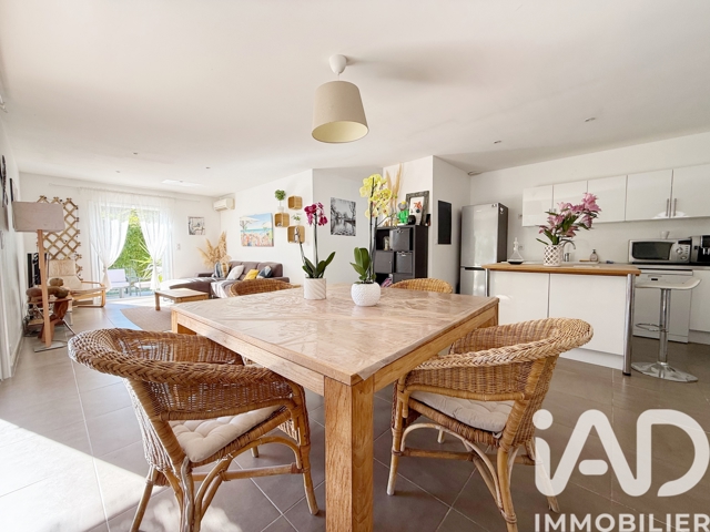Vente  Maison de 91 m² à Pierrefeu du Var 455 000 euros Réf: SFN-2001872