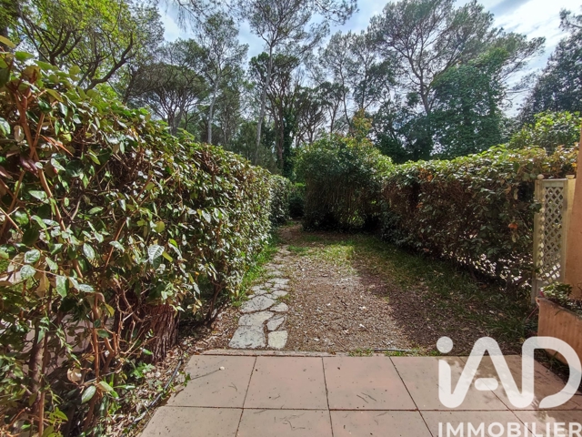 Vente  Studio de 26 m² à Saint Raphaël 137 000 euros Réf: SFN-1997604