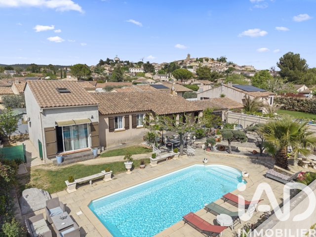 Vente  Maison de 161 m² à Pourrières 577 500 euros Réf: SFN-2001852