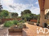 Vente  Appartement F2  de 44 m² à Hyères 230 000 euros
