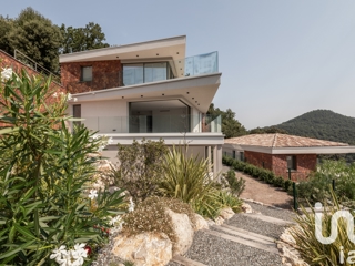 Vente  Appartement F4  de 138 m² à Les Adrets de l'Estérel 925 000 euros Réf: SFN-2003096