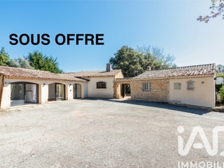 Vente  Maison de 181 m² à Les Adrets de l'Estérel 715 000 euros
